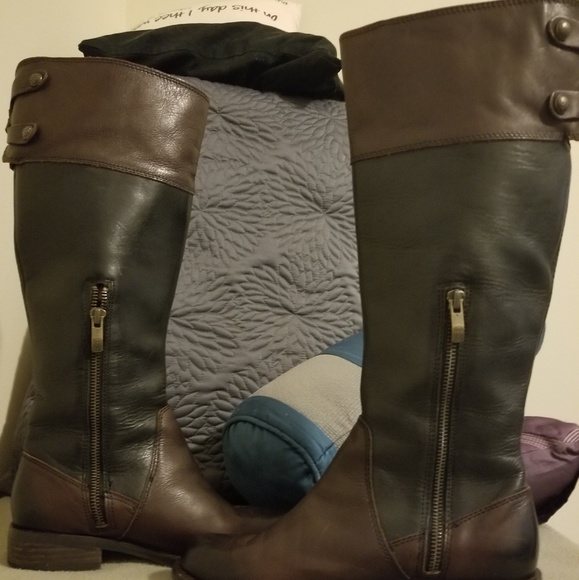 Boots - Picture 1 of 4